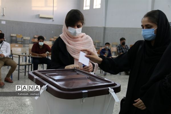 حضور و مشارکت مردم شهرستان امیدیه در انتخابات ۱۴۰۰-۲