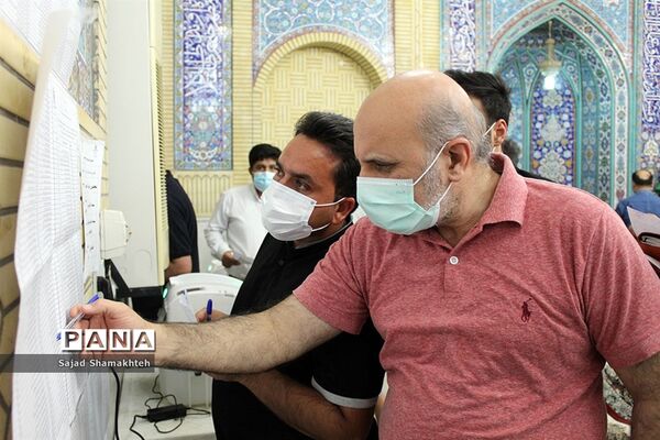 مشارکت و حضور مردم اهواز در انتخابات 1400-2