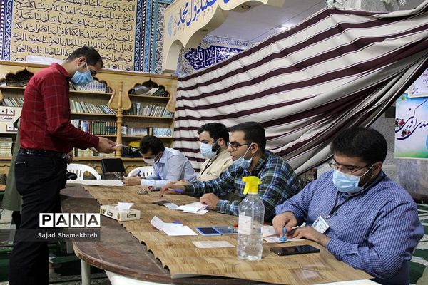 مشارکت و حضور مردم اهواز در انتخابات 1400-2