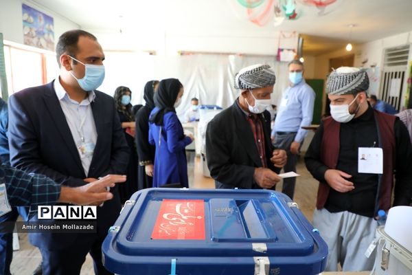 حضور مردم روستاهای ارومیه در انتخابات 1400