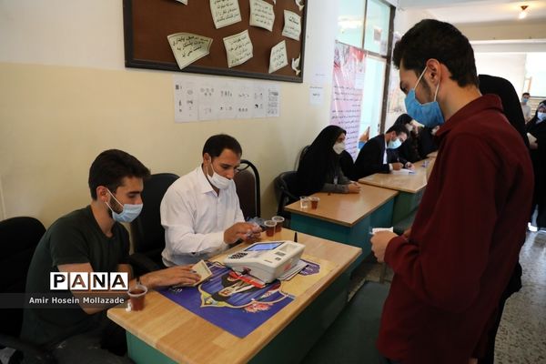 حضور مردم روستاهای ارومیه در انتخابات 1400