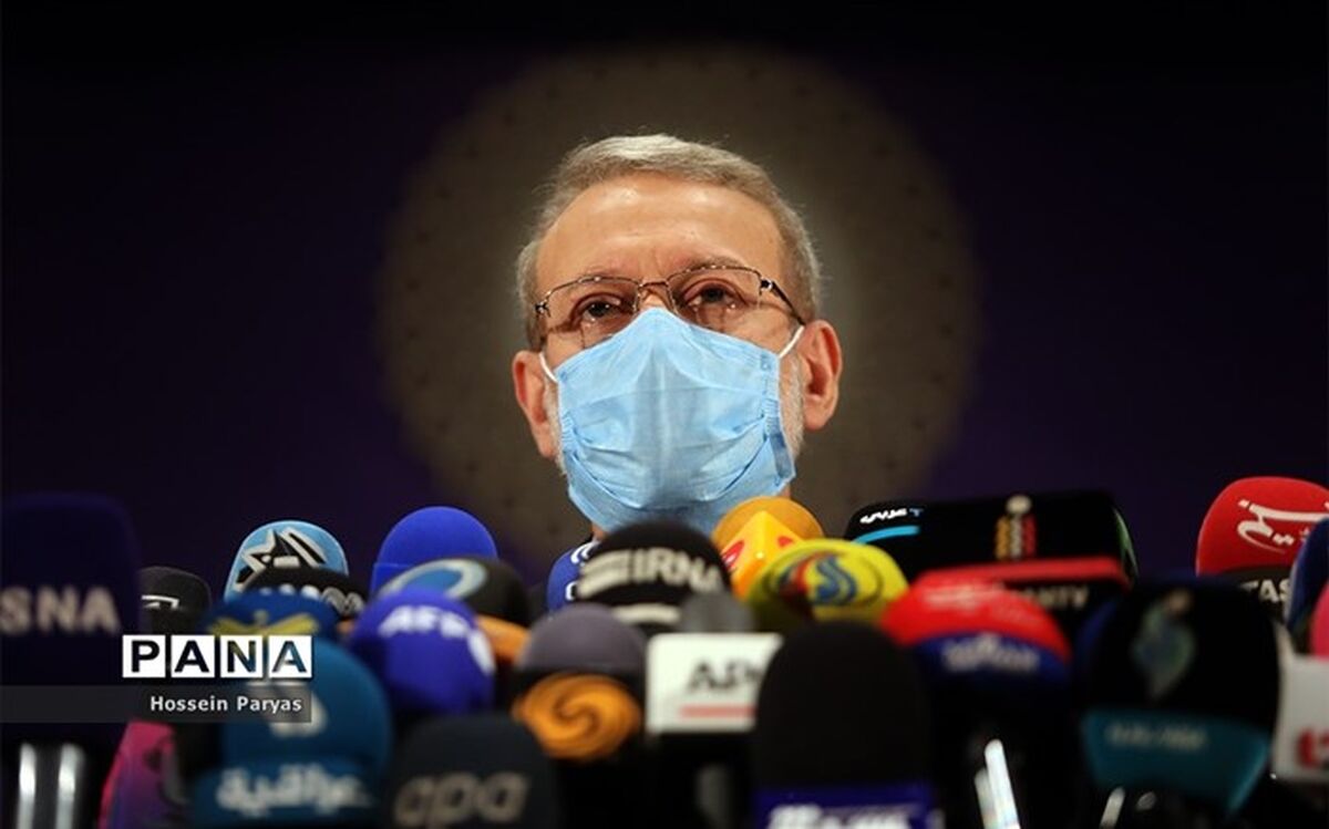 لاریجانی: فارغ از گرایش و سلیقه به پیشرفت ایران بیندیشیم