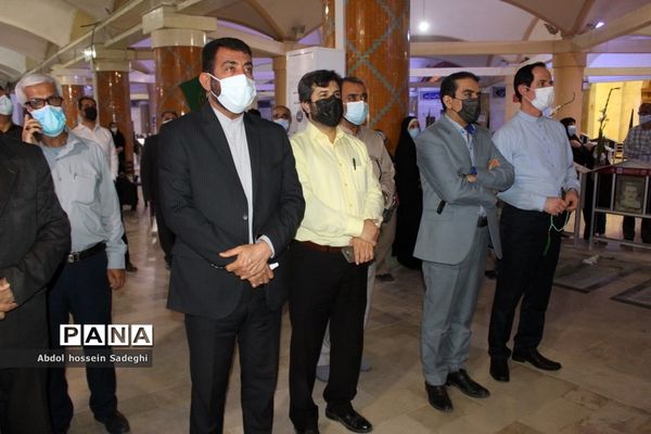 غبارروبی گلزار شهدای بوشهر