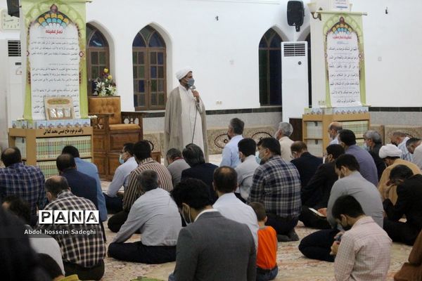 غبارروبی گلزار شهدای بوشهر