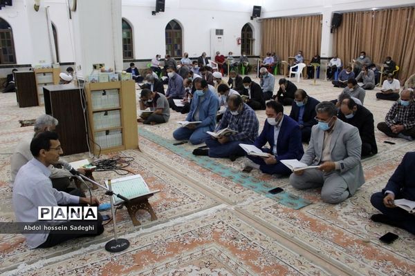 غبارروبی گلزار شهدای بوشهر