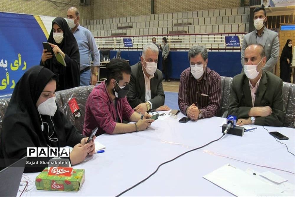 نشست خبری استاندار خوزستان پیرامون انتخابات شوراها