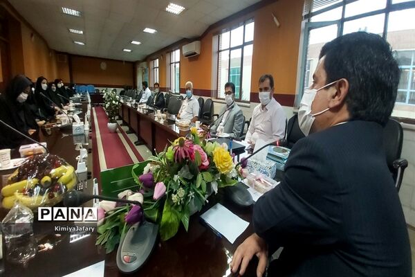 تجلیل از عوامل جشنواره فرهنگی و هنری فردا و پرسش مهر شهرستان کاشمر