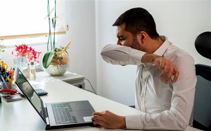 توصیه‌های ‌کرونایی؛ بعد از سرفه ماسک خود را تعویض کنید