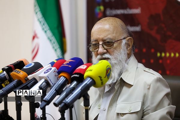 نشست خبری مهدی چمران