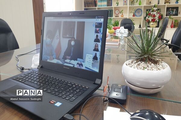 نشست هیات رئیسه مجلس دانش‌آموزی استان بوشهر