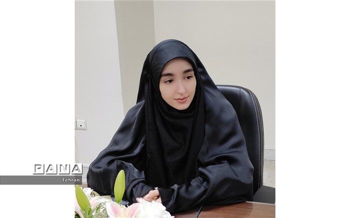 ورود به اجتماع در سن نوجوانی با انتخاب راه درست، تأثیر زیادی در آینده افراد دارد