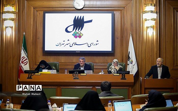 نام مدافعان و قهرمانان وطن بر خیابان‌های تهران نقش می‌بندد