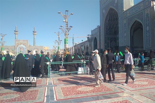 جشن ولادت امام رضا (ع) با حضور رئیس جمهور منتخب مردم در حرم مطهر رضوی