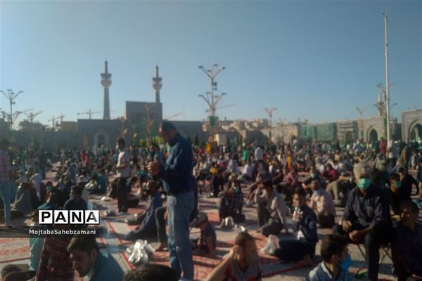 جشن ولادت امام رضا (ع) با حضور رئیس جمهور منتخب مردم در حرم مطهر رضوی