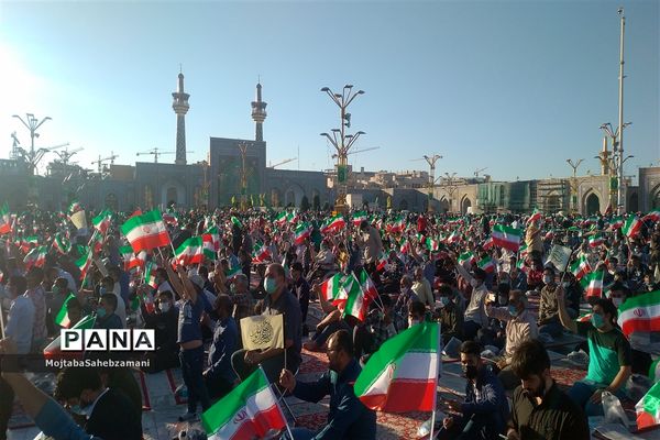 جشن ولادت امام رضا (ع) با حضور رئیس جمهور منتخب مردم در حرم مطهر رضوی