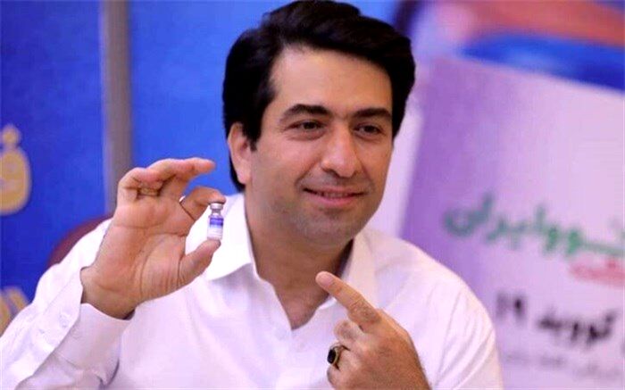 روایت «محمد معتمدی» از دریافت داوطلبانه دوز سوم واکسن برکت