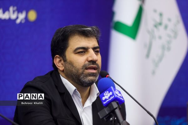 نشست خبری مدیرعامل بنیاد برکت ستاد اجرایی فرمان حضرت امام(ره)