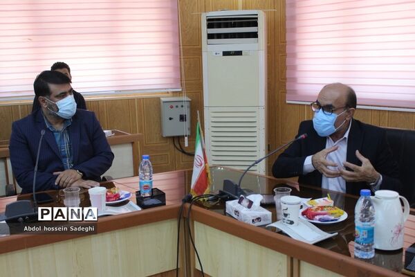جلسه هم اندیشی روسای ستادهای حامی آیت الله رئیسی در استان بوشهر