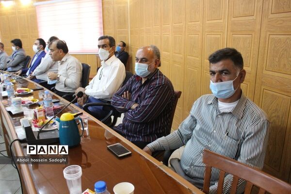 جلسه هم اندیشی روسای ستادهای حامی آیت الله رئیسی در استان بوشهر