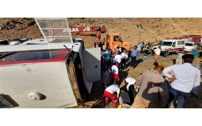 جزئیاتی از سفر خبرنگاران محیط زیست و واژگونی اتوبوس