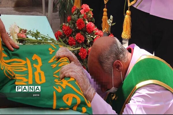 حضور خادمان و حاملان پرچم متبرک امام رضا(ع) در شهرستان میانه
