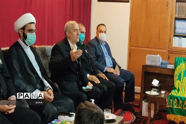 حضور خادمان و حاملان پرچم متبرک امام رضا(ع) در شهرستان میانه