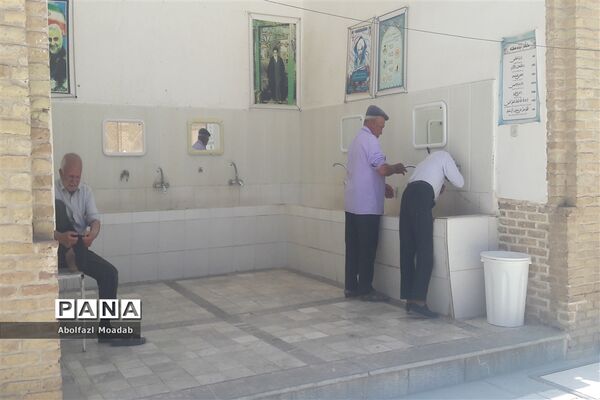 تقدیر از فعالان بسیجی و مسجدی در نماز جمعه  خلیل آباد