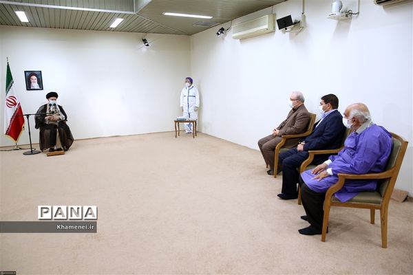 رهبر معظم انقلاب اسلامی دُز اول واکسن کوو ایران برکت را دریافت کردند