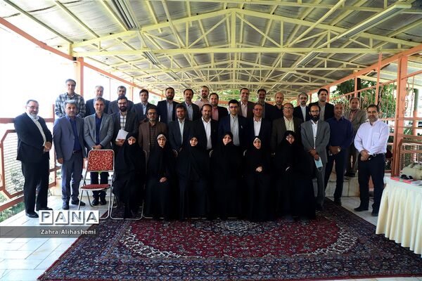 نشست معاون پرورشی و فرهنگی شهر تهران با معاونان پرورشی و تربیت بدنی مناطق