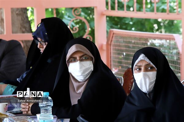 نشست معاون پرورشی و فرهنگی شهر تهران با معاونان پرورشی و تربیت بدنی مناطق