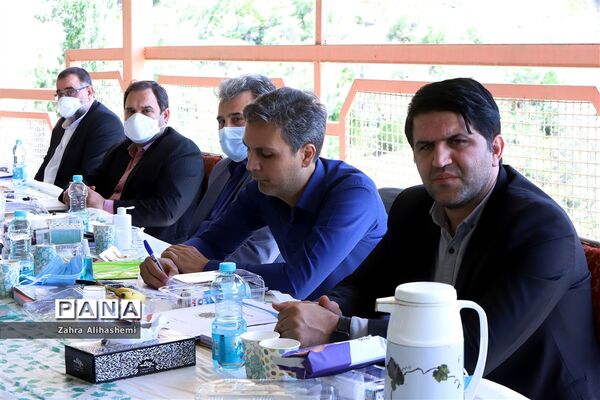 نشست معاون پرورشی و فرهنگی شهر تهران با معاونان پرورشی و تربیت بدنی مناطق