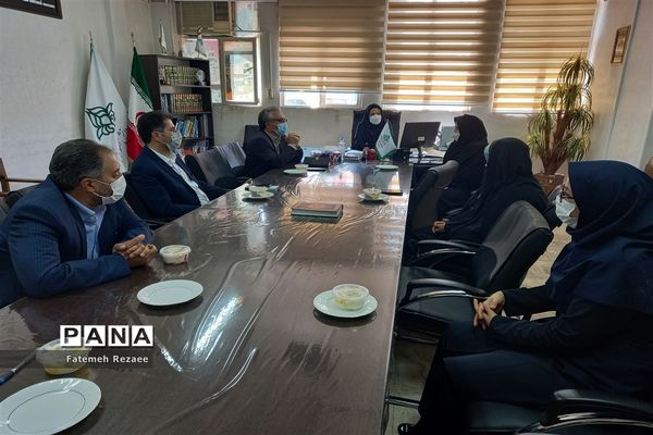 بازدید مدیرکل نوسازی استان زنجان از سازمان دانش‌آموزی