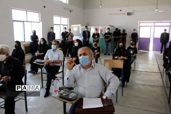 آغاز عملیات اجرایی احداث مدرسه زنده نام رضا دباش در بوشهر
