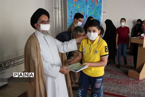 تقدیر ازبرگزیدگان مسابقه عطر انتظار ابرکوه