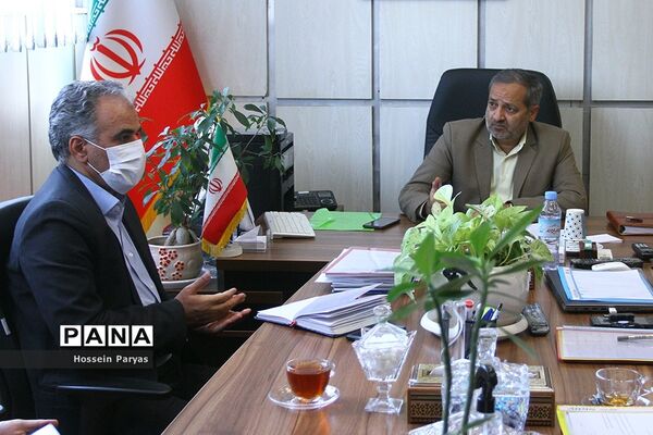 دیدار رئیس سازمان دانش‌آموزی با رئیس مرکز برنامه ریزی منابع انسانی و امور اداری وزارت آموزش و پرورش