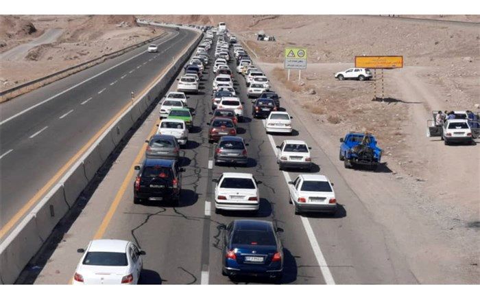 محور‌های ورودی گیلان شلوغ و پرترافیک است