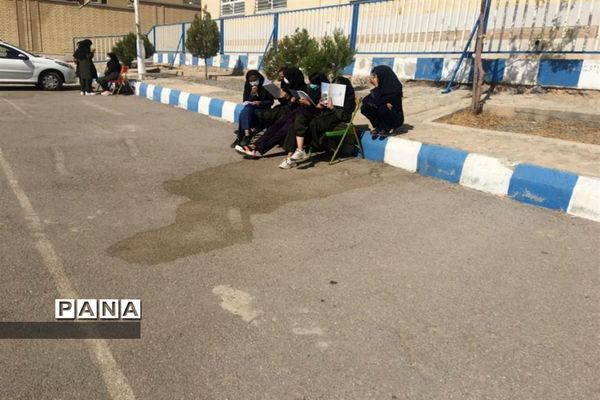 حضور پرشور دانش‌آموزان در مدرسه مرضیه شهرکرد