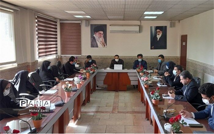 آغاز واکسیناسیون دانش‌آموزان شهرستان قرچک