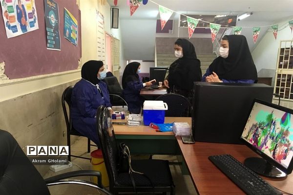 آغاز واکسیناسیون دانش‌آموزی در منطقه18