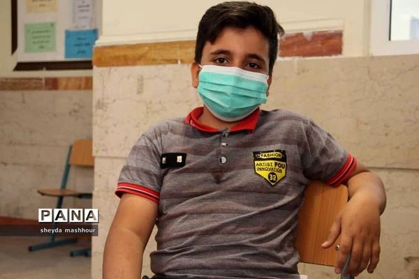 واکسیناسیون دانش‌آموزان مدارس ناحیه یک ری