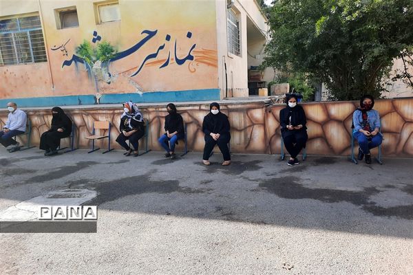 اجرای طرح واکسیناسیون دانش‌آموزی در ۵ حوزه منطقه ۱۵