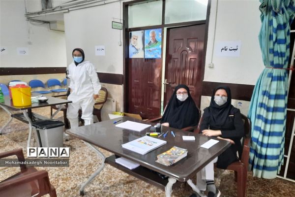 اجرای طرح واکسیناسیون دانش‌آموزی در ۵ حوزه منطقه ۱۵