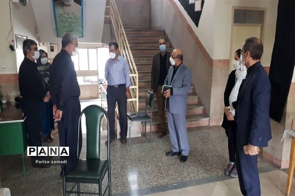 بازدید از مراکز واکسیناسیون  دانش آموزان منطقه ۱۳