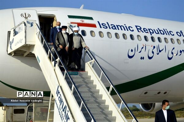 سفر رییس جمهوری به استان بوشهر و استقبال مردم در فرودگاه بوشهر