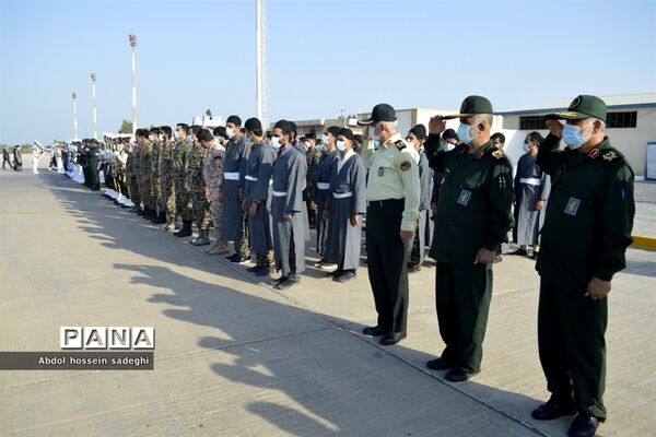 سفر رییس جمهوری به استان بوشهر و استقبال مردم در فرودگاه بوشهر