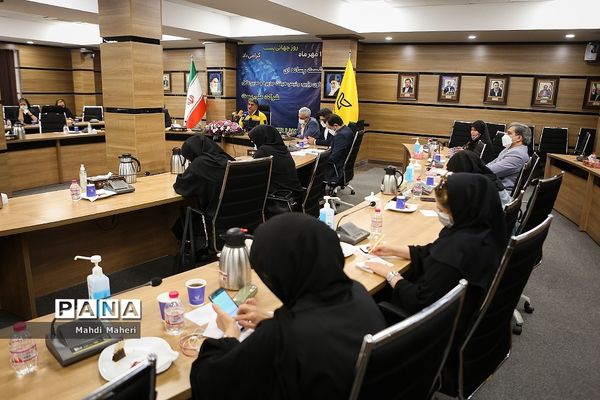 نشست خبری رئیس شرکت ملی پست