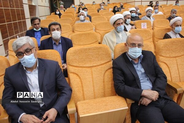 جلسه شورای اداری استان بوشهر با حضور رئیس جمهوری