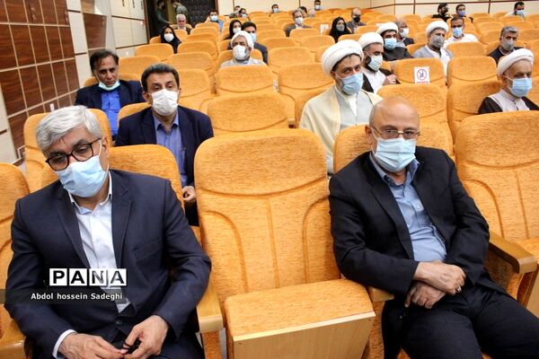 جلسه شورای اداری استان بوشهر با حضور رئیس جمهوری