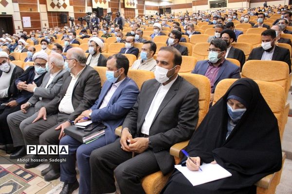 جلسه شورای اداری استان بوشهر با حضور رئیس جمهوری