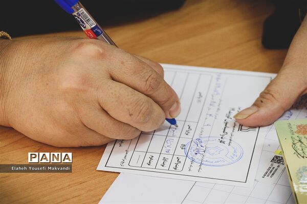 واکسیناسیون دانش‌‍آموزان در شهرستان امیدیه